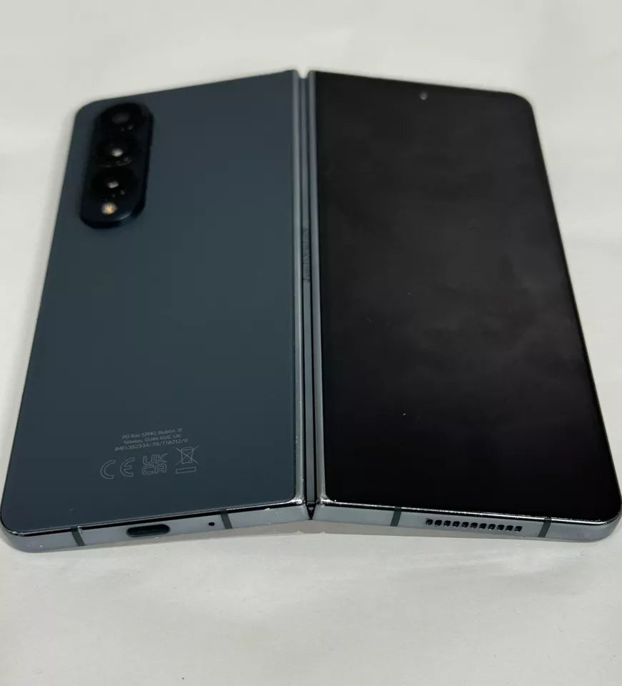 Samsung Galaxy Z Fold 4 5G - SM-F936B/DS - 256GB - Blue (Unlocked)